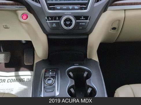 Used 2019 Acura MDX SH-AWD image 18