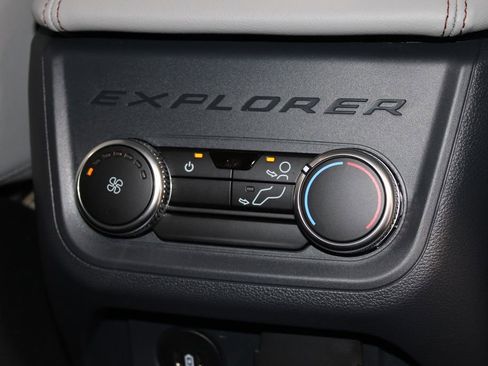 New 2026 Ford Explorer Active RWD image 35