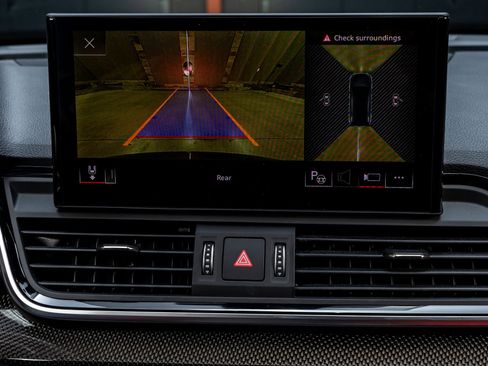 Used 2024 Audi SQ5 Prestige image 21