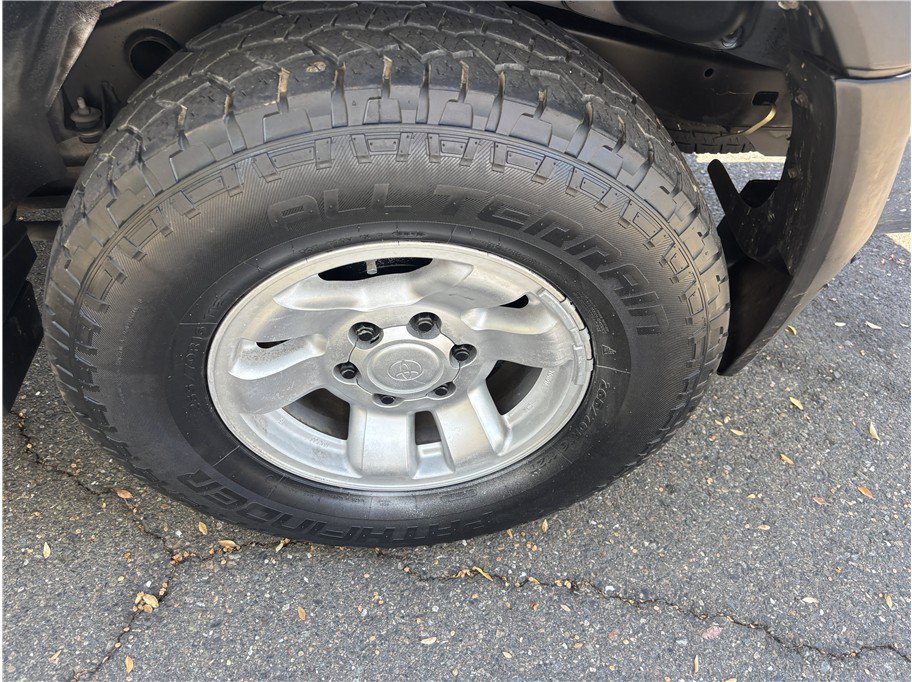 Used 1998 Toyota 4Runner SR5 w/ Preferred Equipment Group 1 AWD/4WD image 12