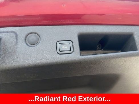 Used 2024 Chevrolet Equinox LT image 8