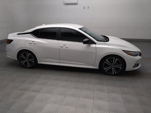 Used 2021 Nissan Sentra SR FWD image 11