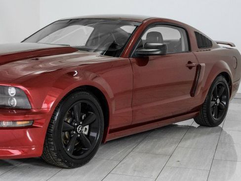 Used 2008 Ford Mustang GT RWD image 51