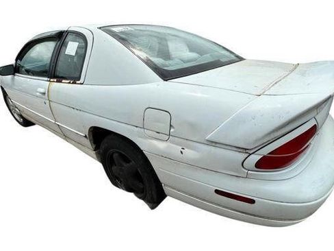 Used 1995 Chevrolet Monte Carlo LS FWD image 3