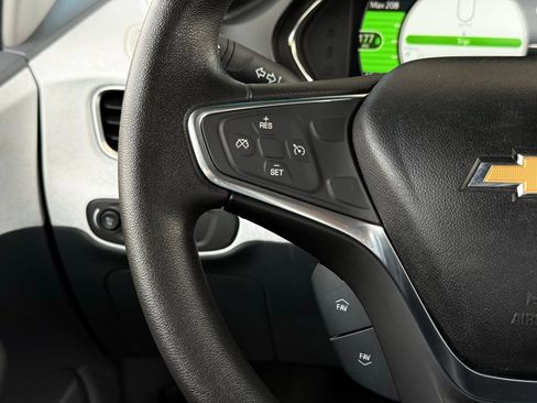 Used 2018 Chevrolet Bolt LT FWD image 30