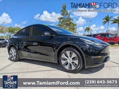 Used 2021 Tesla Model Y 2WD image 1