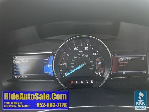 Used 2017 Ford Explorer XLT w/ Equipment Group 201A AWD/4WD image 18
