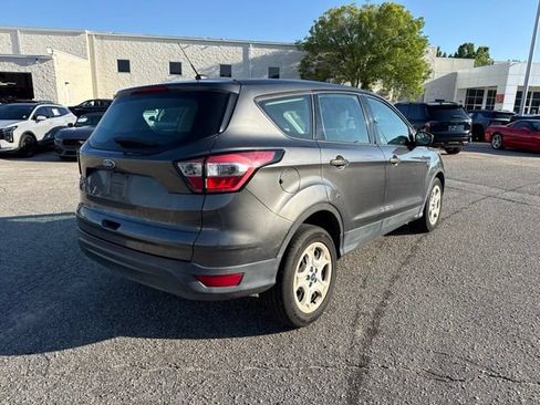 Used 2017 Ford Escape S FWD image 5