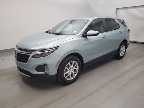 Used 2022 Chevrolet Equinox LT FWD image 2