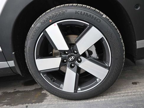 Certified 2026 Hyundai Santa Fe Limited AWD/4WD image 10