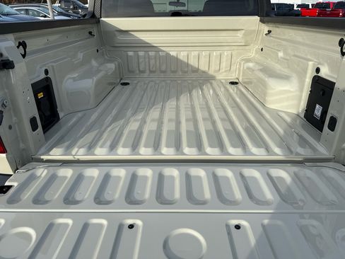 New 2025 Ford Maverick XLT w/ XLT Luxury Package image 19