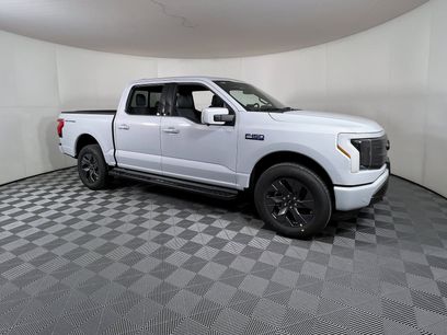 New 2025 Ford F150 Lightning Lariat