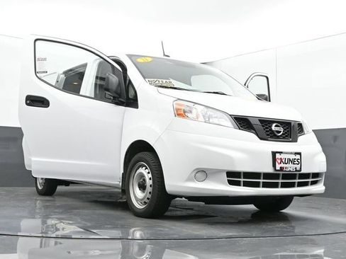 Used 2021 Nissan NV200 S image 61