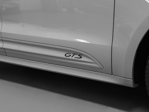 Certified 2023 Porsche Macan GTS AWD/4WD image 15