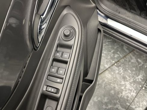 Certified 2022 Buick Encore Preferred w/ Safety Package image 8