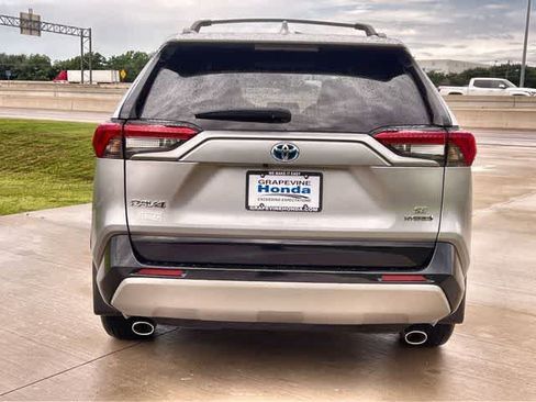 Used 2024 Toyota RAV4 SE AWD/4WD image 6