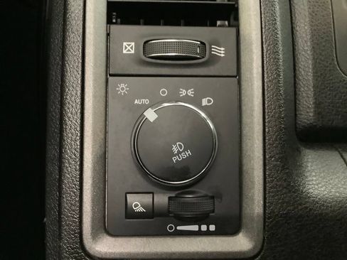 Used 2021 RAM 1500 Express w/ Express Value Package AWD/4WD image 9