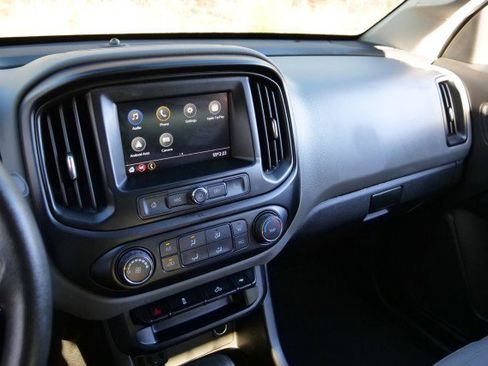 Used 2020 Chevrolet Colorado W/T w/ WT Convenience Package image 8