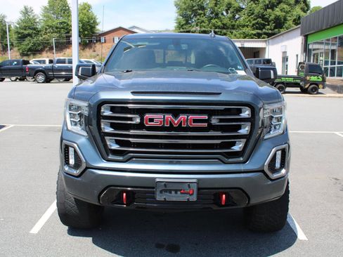 Used 2019 GMC Sierra 1500 AT4 w/ AT4 Preferred Package AWD/4WD image 2