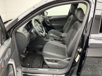 Used 2022 Volkswagen Tiguan SEL R-Line