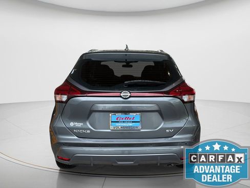 Used 2021 Nissan Kicks SV FWD image 7