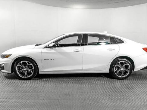 Used 2024 Chevrolet Malibu LT FWD image 3
