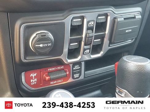 Used 2023 Jeep Gladiator Rubicon AWD/4WD image 33