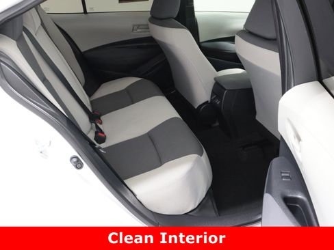 Certified 2025 Toyota Corolla LE image 30