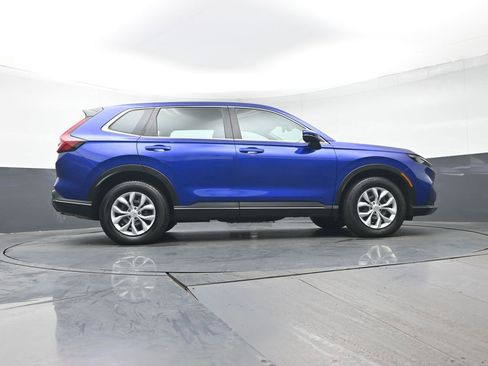 Used 2023 Honda CR-V LX image 33