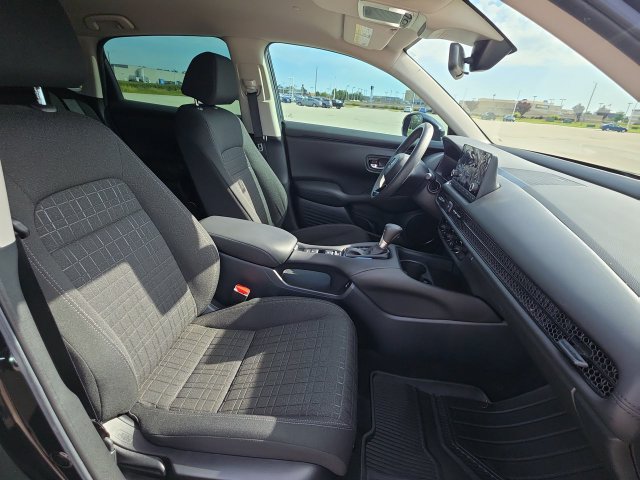 Used 2024 Honda HR-V LX image 31