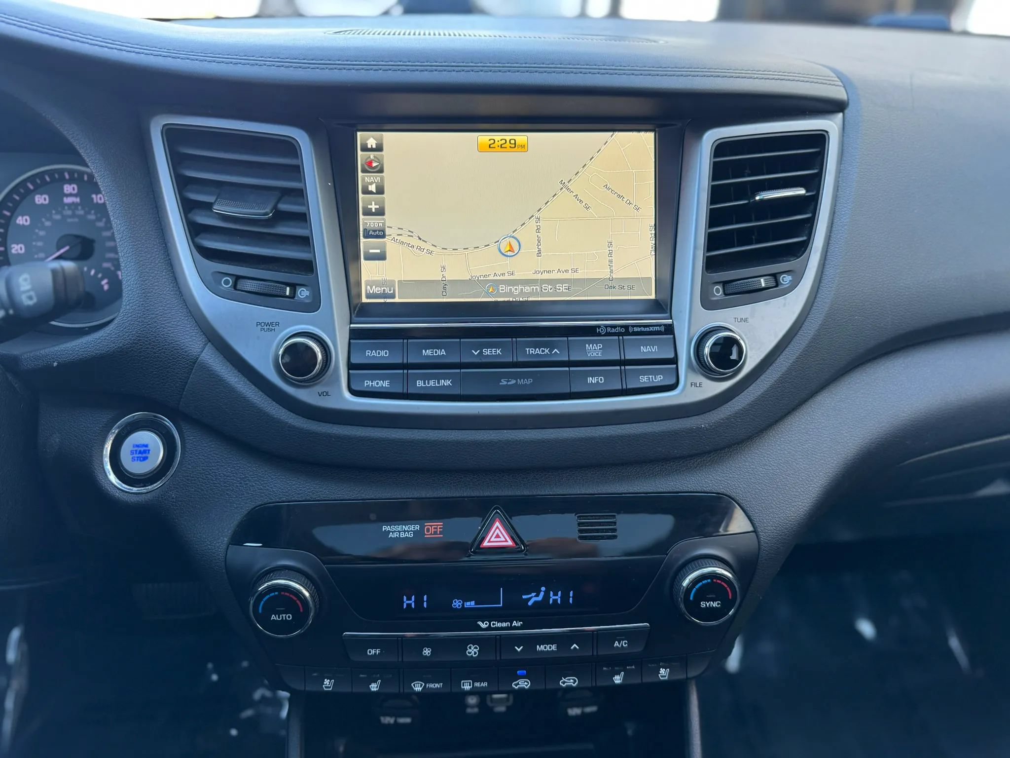 Used 2016 Hyundai Tucson Limited w/ Option Group 03 AWD/4WD image 19