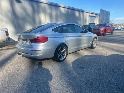 Used 2018 BMW 330i Gran Turismo xDrive 330i xDrive image 3
