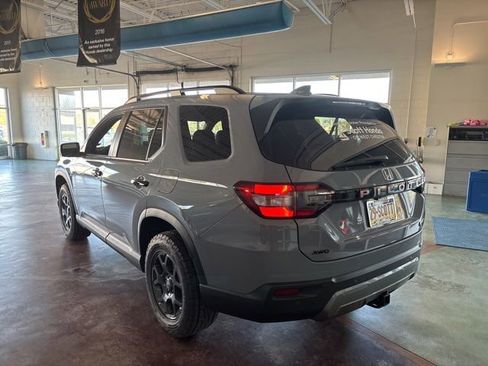 Used 2026 Honda Pilot TrailSport image 6
