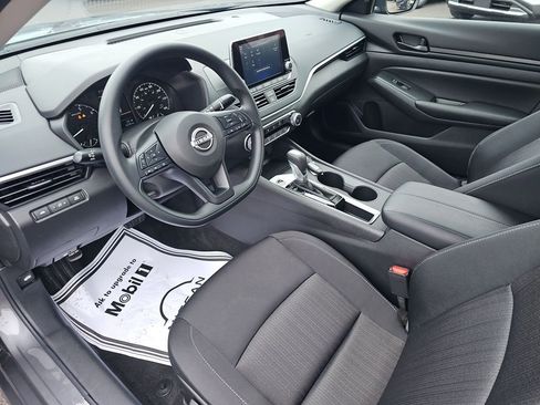 Used 2025 Nissan Altima 2.5 S image 31