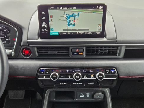 Used 2025 Honda Pilot Black Edition image 18
