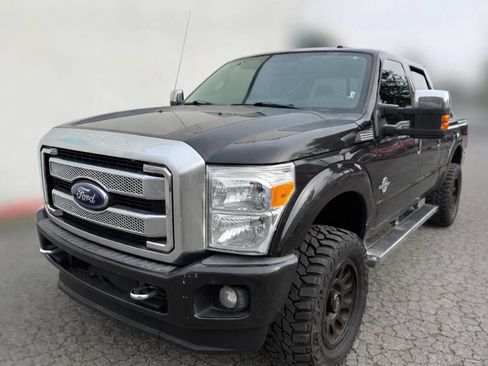 Used 2015 Ford F350 Platinum image 2