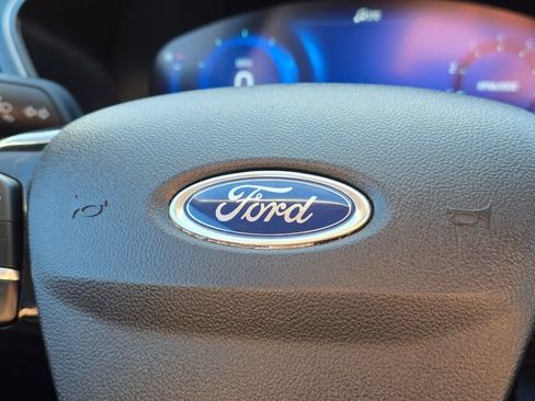 Used 2021 Ford Escape SEL w/ Technology Package image 29