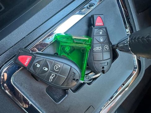 Used 2014 Dodge Challenger R/T image 43