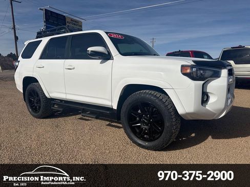 Used 2024 Toyota 4Runner SR5 Premium w/ Moonroof Package image 3