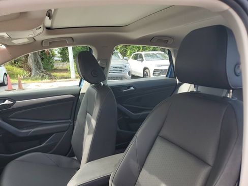 Used 2019 Volkswagen Jetta SE FWD image 22