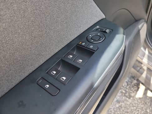 New 2025 Kia K4 EX image 17