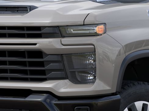 New 2026 Chevrolet Silverado 2500 Custom w/ Custom Convenience Package AWD/4WD image 10
