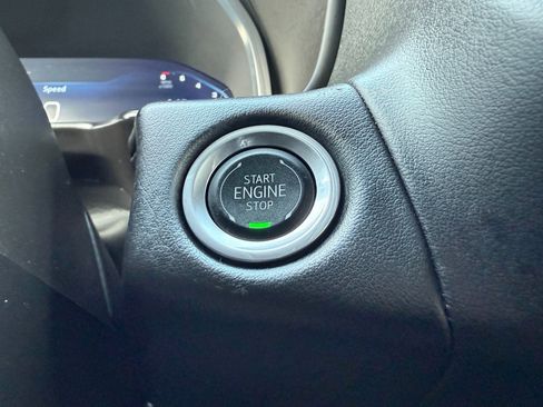 Certified 2024 Chevrolet Tahoe Premier image 38