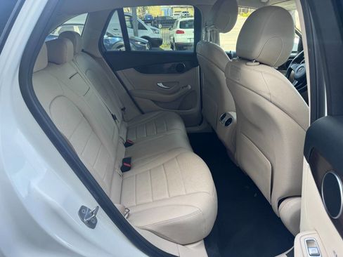 Used 2019 Mercedes-Benz GLC 300 image 13