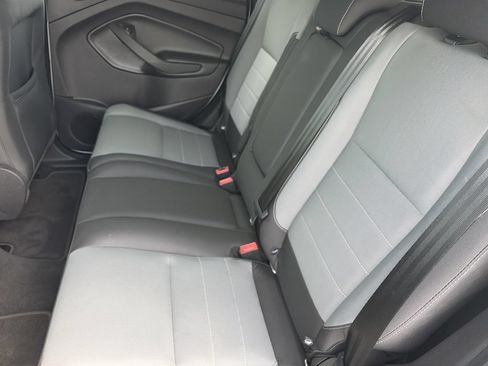 Used 2016 Ford Escape SE FWD image 31