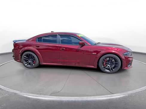 Used 2022 Dodge Charger Scat Pack RWD image 9