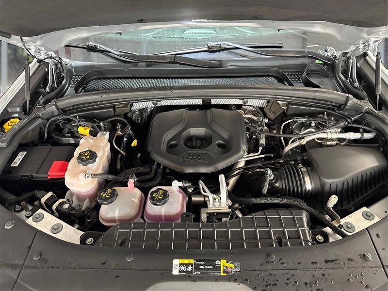 Used 2023 Jeep Grand Cherokee 4WD 4xe image 23