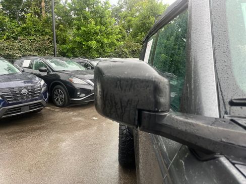 Used 2023 Ford Bronco 4-Door AWD/4WD image 38