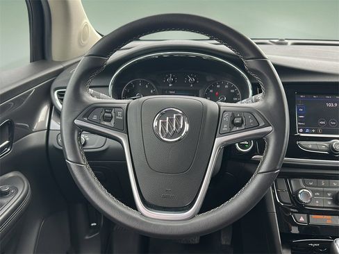 Used 2022 Buick Encore Preferred w/ Safety Package image 11