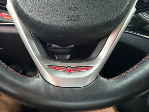Used 2018 Jeep Grand Cherokee Trailhawk AWD/4WD image 64